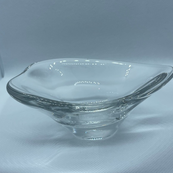 Midcentury Translucent Glass Bowl by Daum, France - Picture 4 of 8